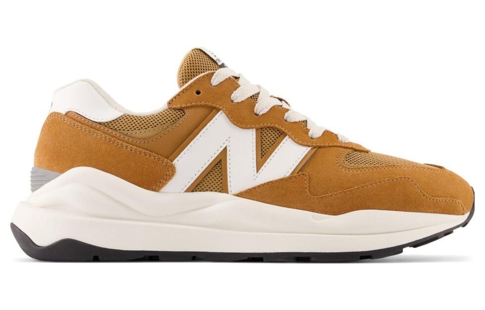 New Balance 57/40 'Yellow' M5740VPC - Image 2